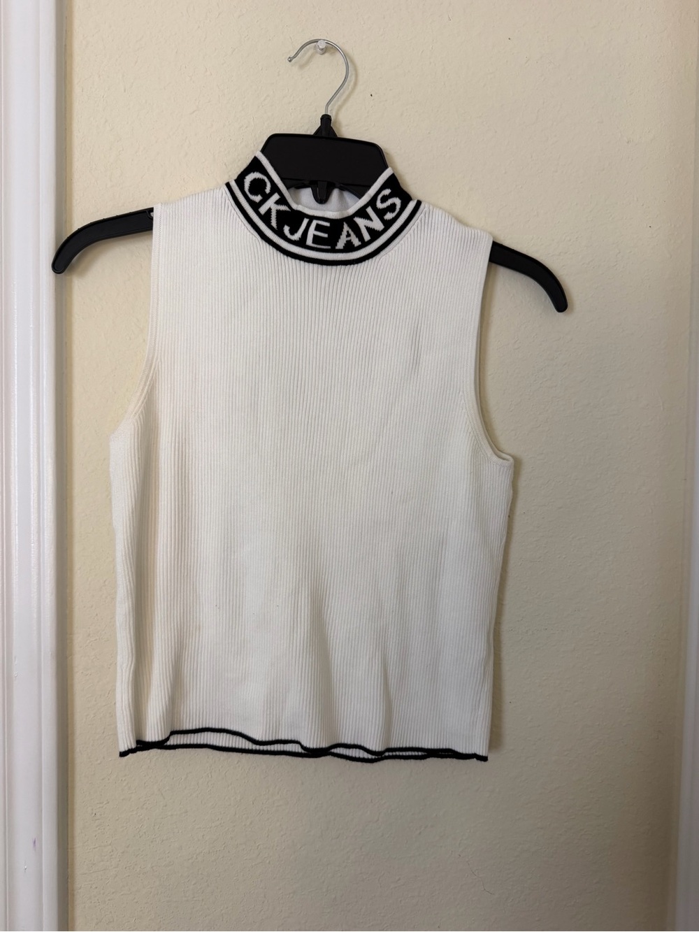 Calvin Klein Jeans White Sleeveless Mock Neck Ribbed Tank